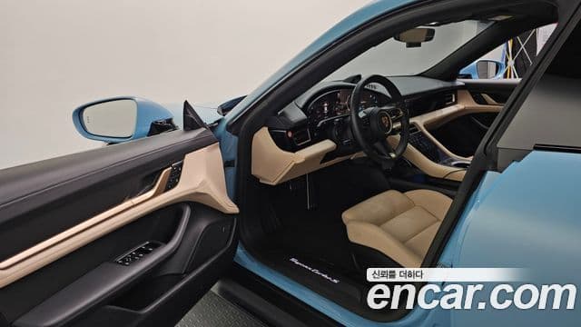 Porsche 타이칸 турбо S, 2023 10