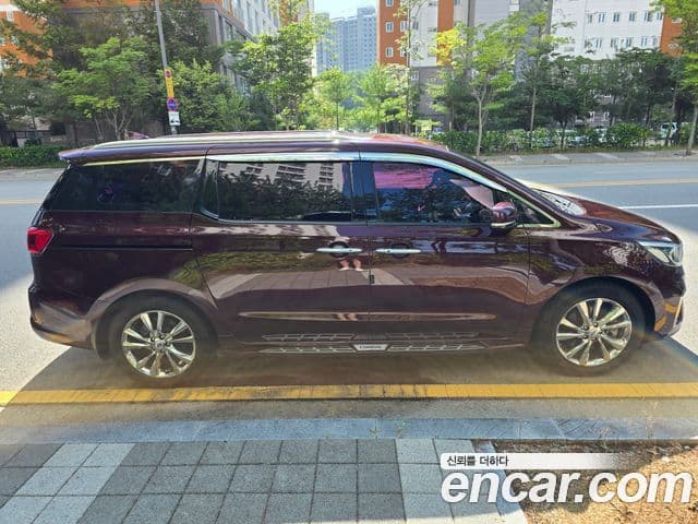 Kia The / новый New Carnival Prestige, 2019 все фото
