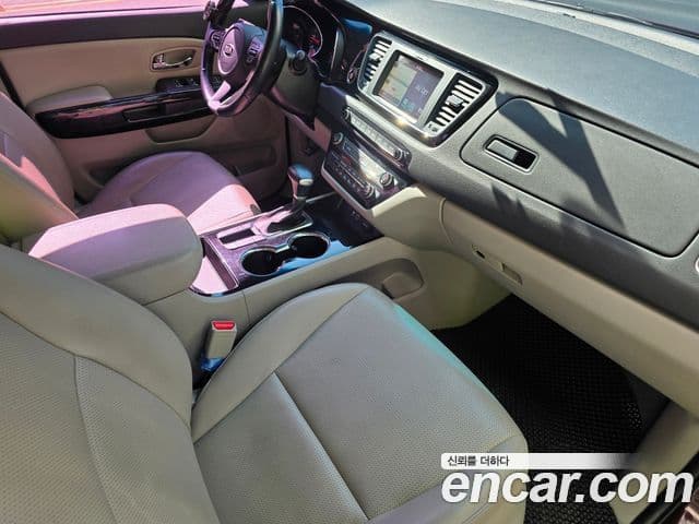 Kia The / новый New Carnival Prestige, 2019 10