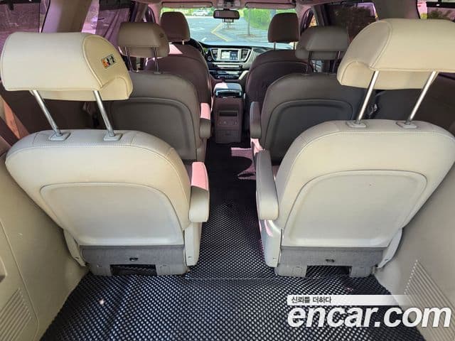 Kia The / новый New Carnival Prestige, 2019 16
