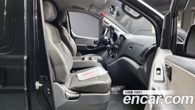 Hyundai Grand Starex CVX Deluxe, 2012 9