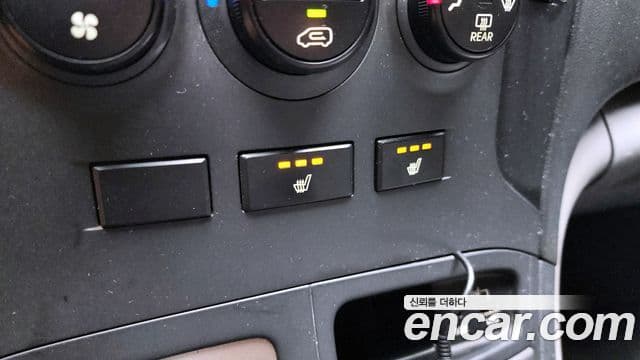 Hyundai Grand Starex CVX Deluxe, 2012 13