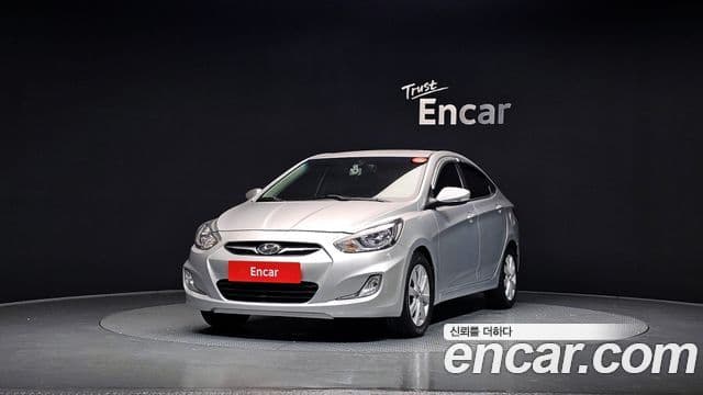Hyundai Accent(новый кузов / новое поколение) Premier, 2012 3
