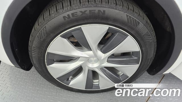 Tesla модель Y Long Range AWD, 2022 все фото