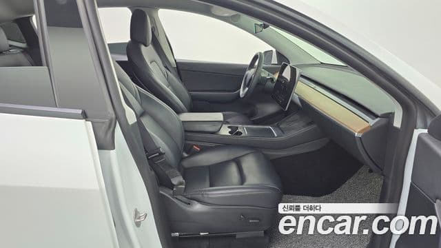 Tesla модель Y Long Range AWD, 2022 11