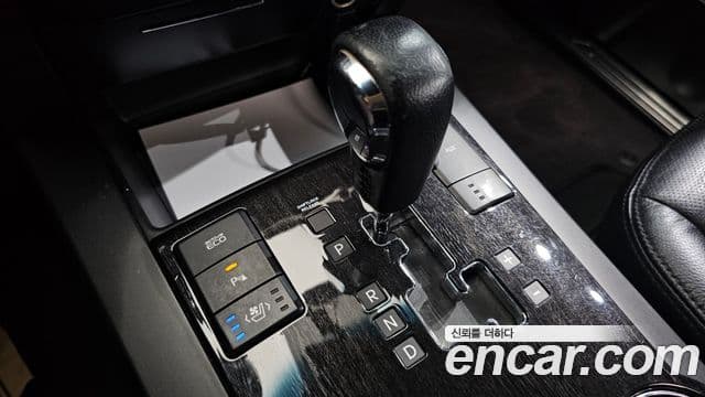 Kia Mohave 4WD QV300, 2014 9