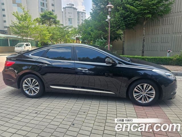 Hyundai Grandeur HG Modern, 2015 3