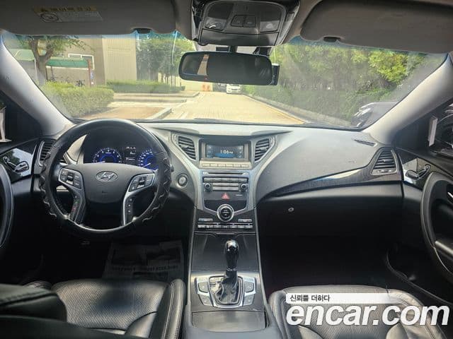 Hyundai Grandeur HG Modern, 2015 16