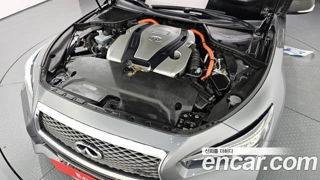 Infiniti Q50 3.5 гибрид Essence, 2016 6