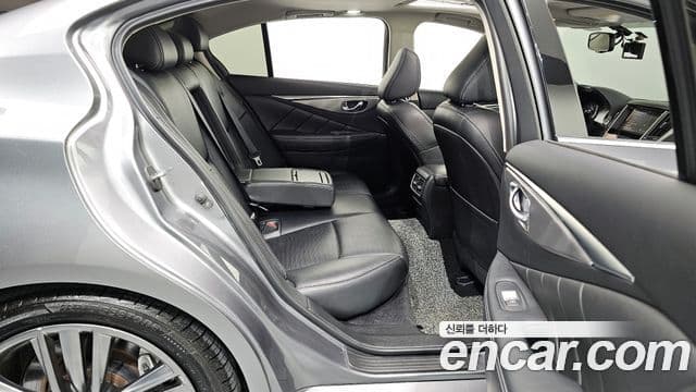 Infiniti Q50 3.5 гибрид Essence, 2016 12