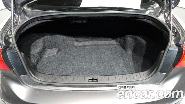 Infiniti Q50 3.5 гибрид Essence, 2016 20