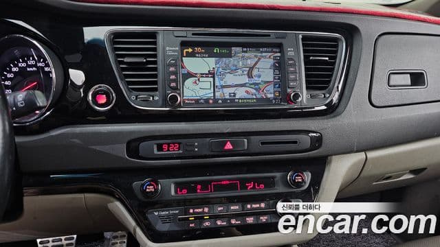 Kia All New Carnival Prestige, 2016 14