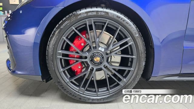 Porsche Panamera (976) 4.0 GTS, 2025 все фото