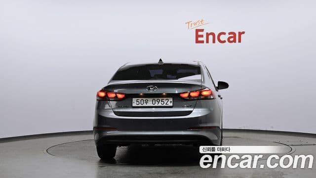 Hyundai Avante AD Special, 2016 4