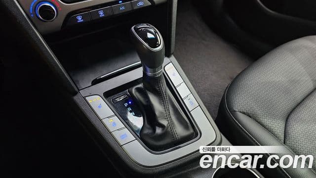 Hyundai Avante AD Special, 2016 9