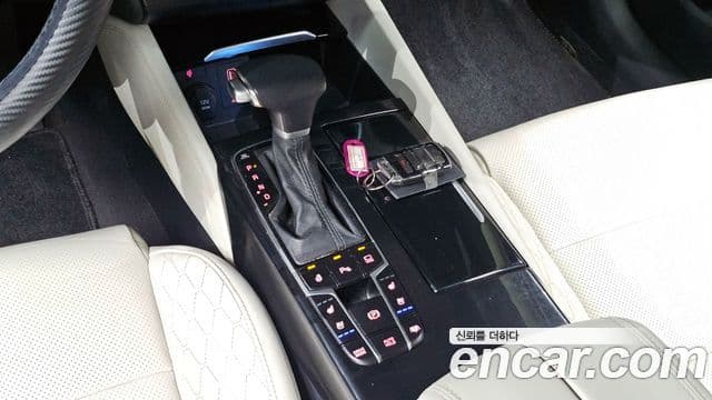 Kia All New K7 гибрид Special, 2018 9