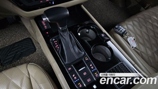 Kia The / новый New Carnival бензин 9인승 High Limousine(компания по спецнадстройкам), 2020 9