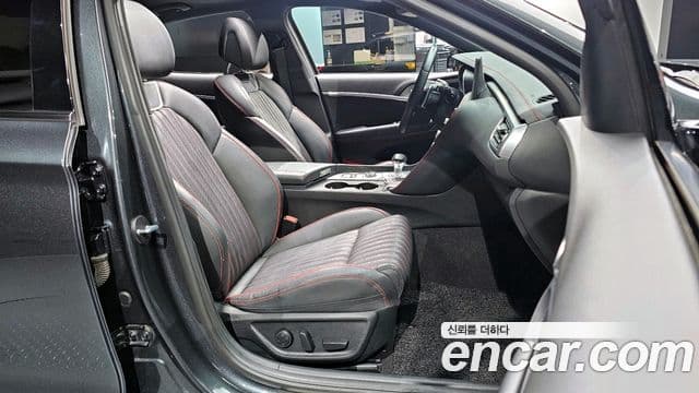 Genesis G70 Advanced, 2018 10