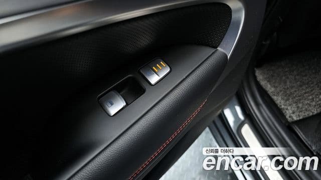 Genesis G70 Advanced, 2018 17