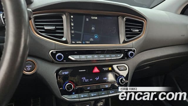 Hyundai Ioniq Электрический (Electric), 2017 16