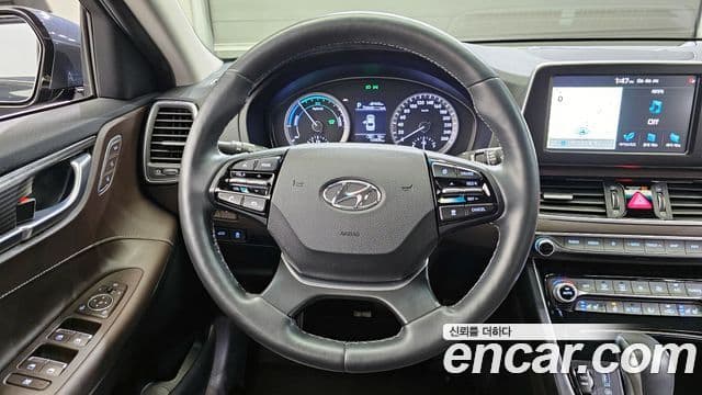 Hyundai Grandeur IG гибрид Exclusive, 2018 13