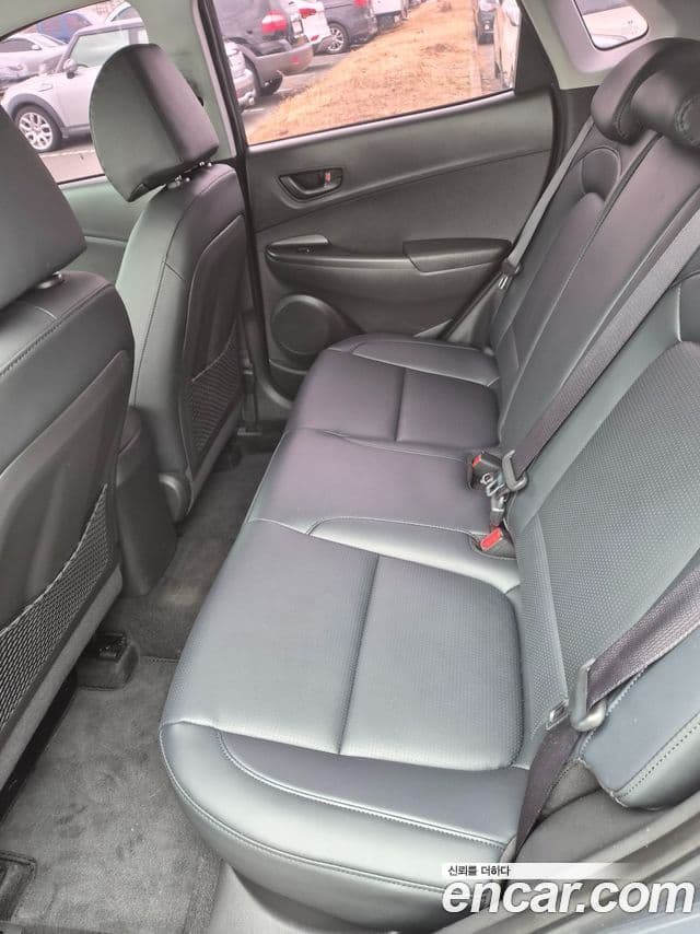 Hyundai Kona Smart, 2019 11