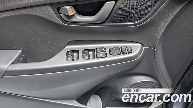 Hyundai Kona Smart, 2019 13