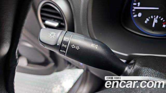 Hyundai Kona Smart, 2019 15