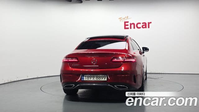 Mercedes-Benz E-класс W213 E220d купе, 2017 4