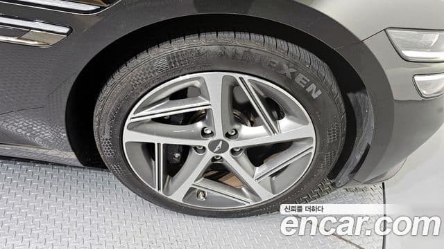 Genesis G80 (RG3) бензин 2.5 турбо AWD, 2022 все фото