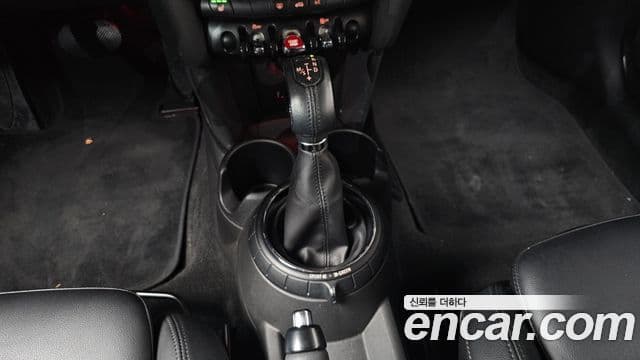 Mini Cooper 3세대, 2016 9