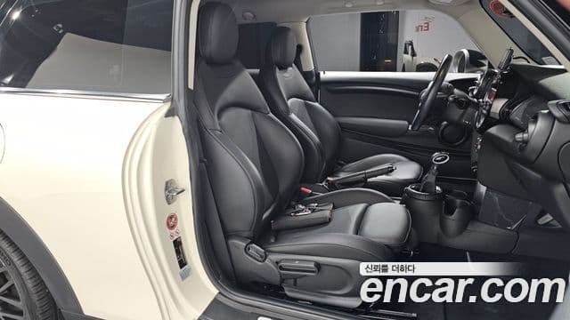 Mini Cooper 3세대, 2016 10