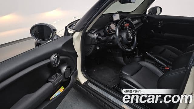 Mini Cooper 3세대, 2016 11