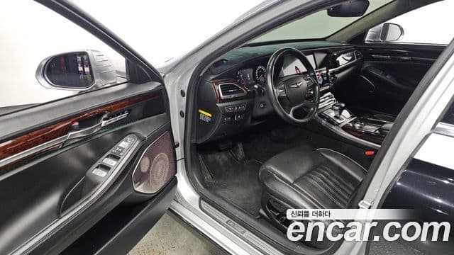 Genesis EQ900 Prestige, 2016 10