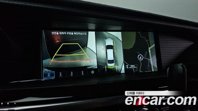 Genesis EQ900 Prestige, 2016 18