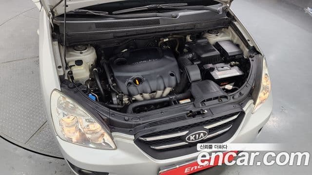 Kia 뉴카렌스 топовая версия, 2008 6