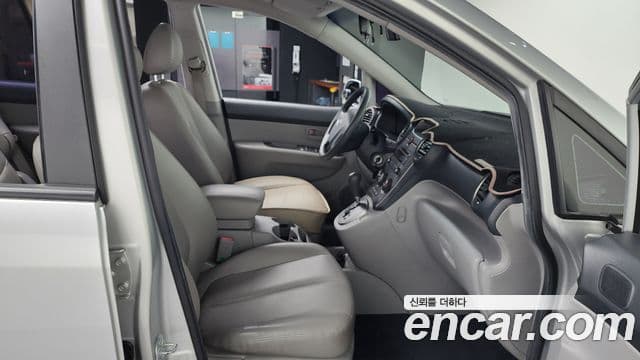 Kia 뉴카렌스 топовая версия, 2008 11