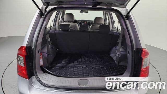 Kia 뉴카렌스 топовая версия, 2008 20