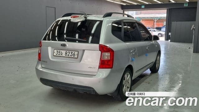 Kia 뉴카렌스 люксовая версия, 2009 2