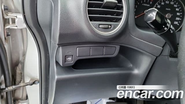 Kia 뉴카렌스 люксовая версия, 2009 15