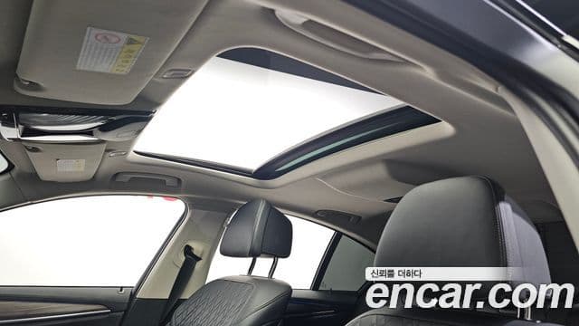 BMW 5시리즈 (G30) 520d Luxury Plus, 2019 18