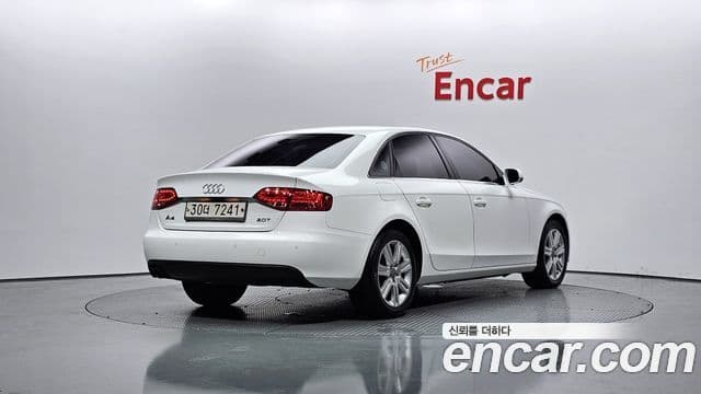 Audi New A4 B8, 2011 2