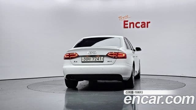 Audi New A4 B8, 2011 4