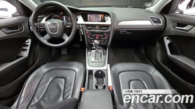 Audi New A4 B8, 2011 7