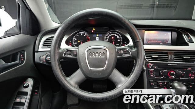 Audi New A4 B8, 2011 13