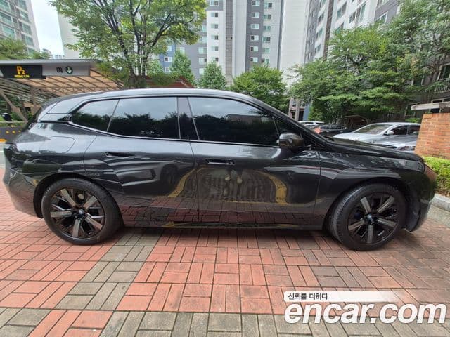 BMW iX xDrive50 Sport Plus, 2023 1