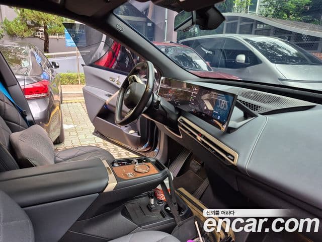 BMW iX xDrive50 Sport Plus, 2023 10