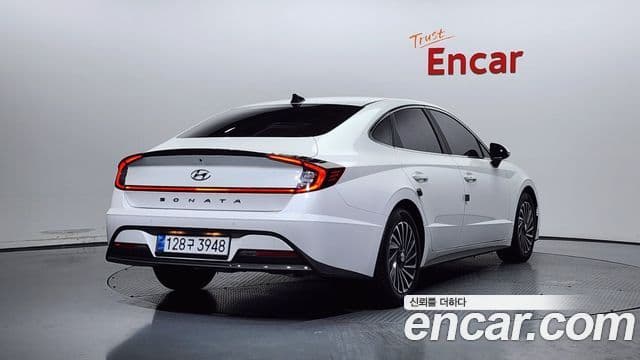Hyundai Sonata гибрид (DN8) Premium Plus, 2022 2