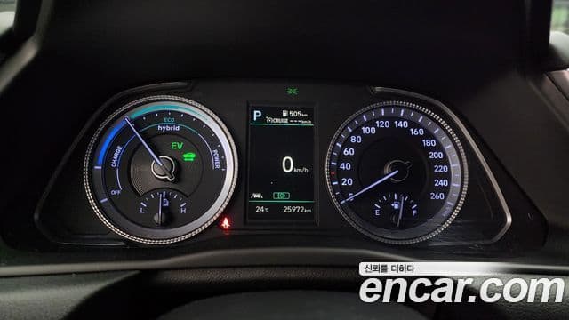 Hyundai Sonata гибрид (DN8) Premium Plus, 2022 8