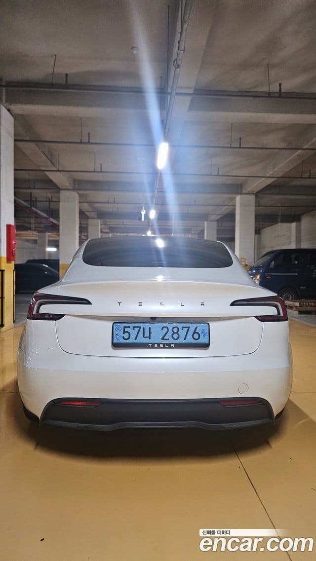 Tesla модель 3, 2024 4